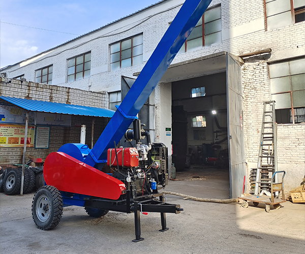 樹(shù)枝削片機(jī)